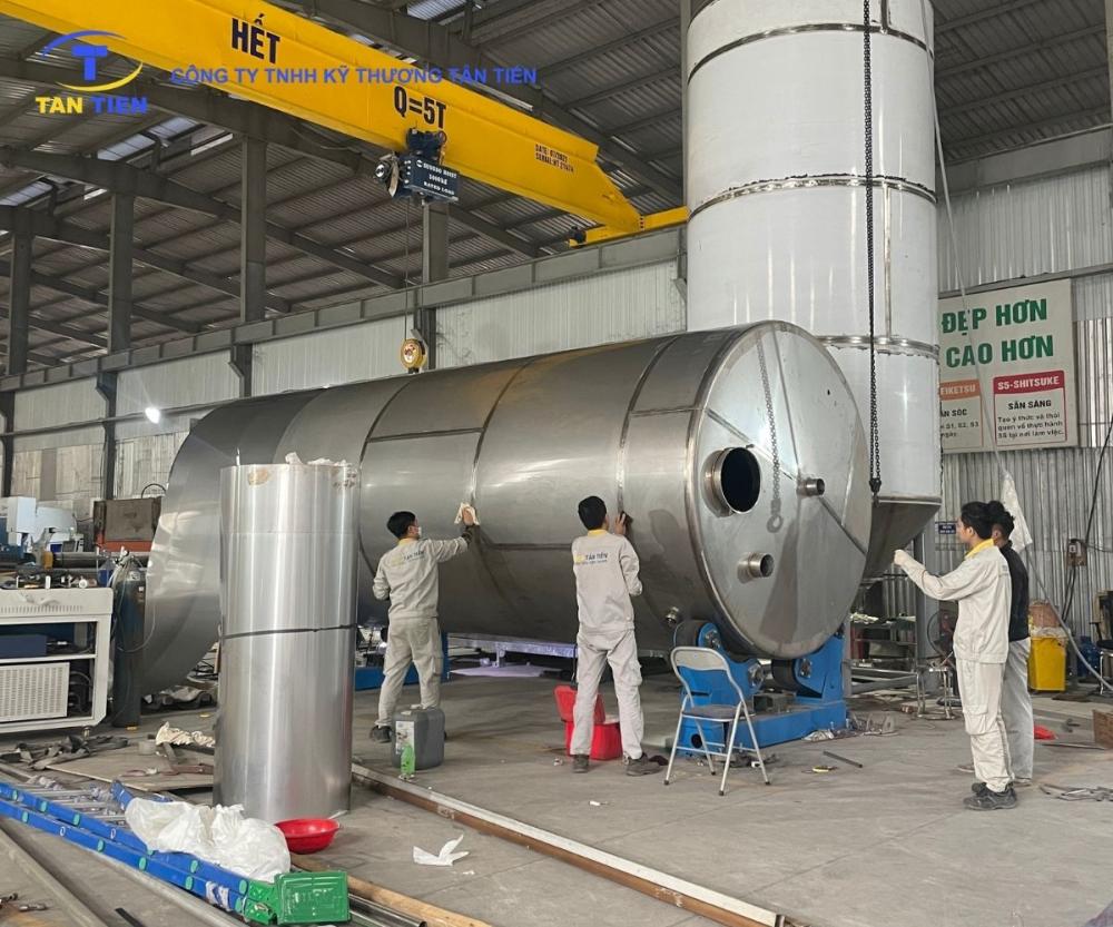Bồn bảo ôn inox chứa nước nóng