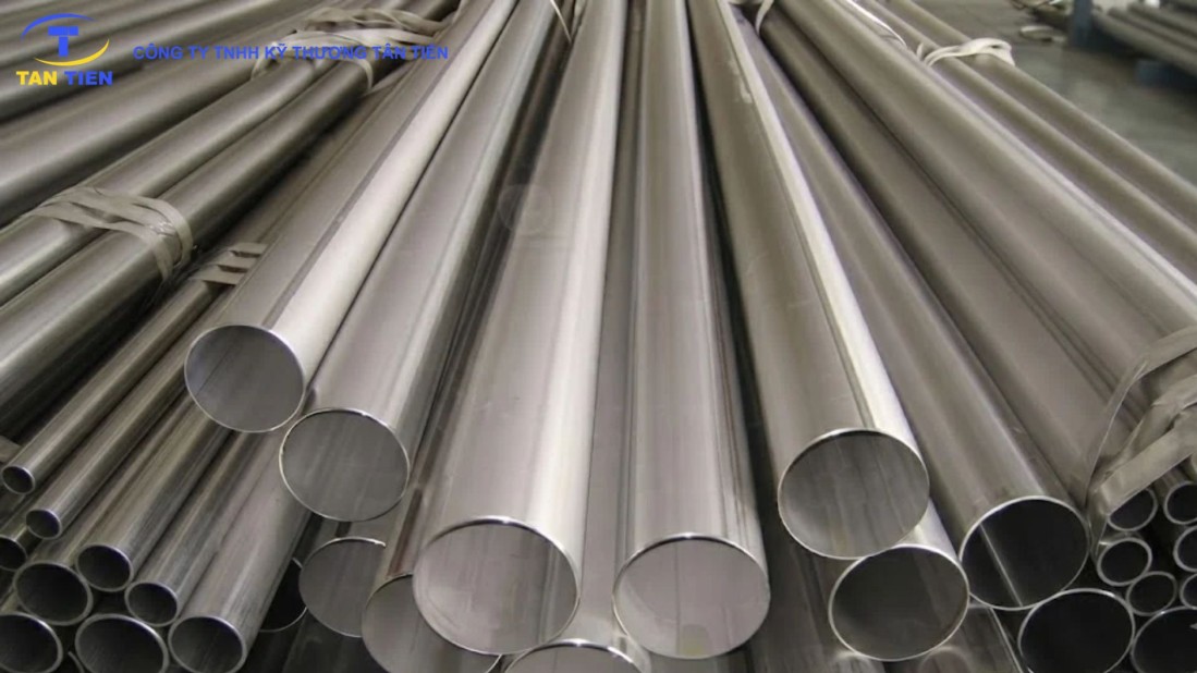 So sánh chi phí: Dùng ống inox hay ống nhựa tiền phong?