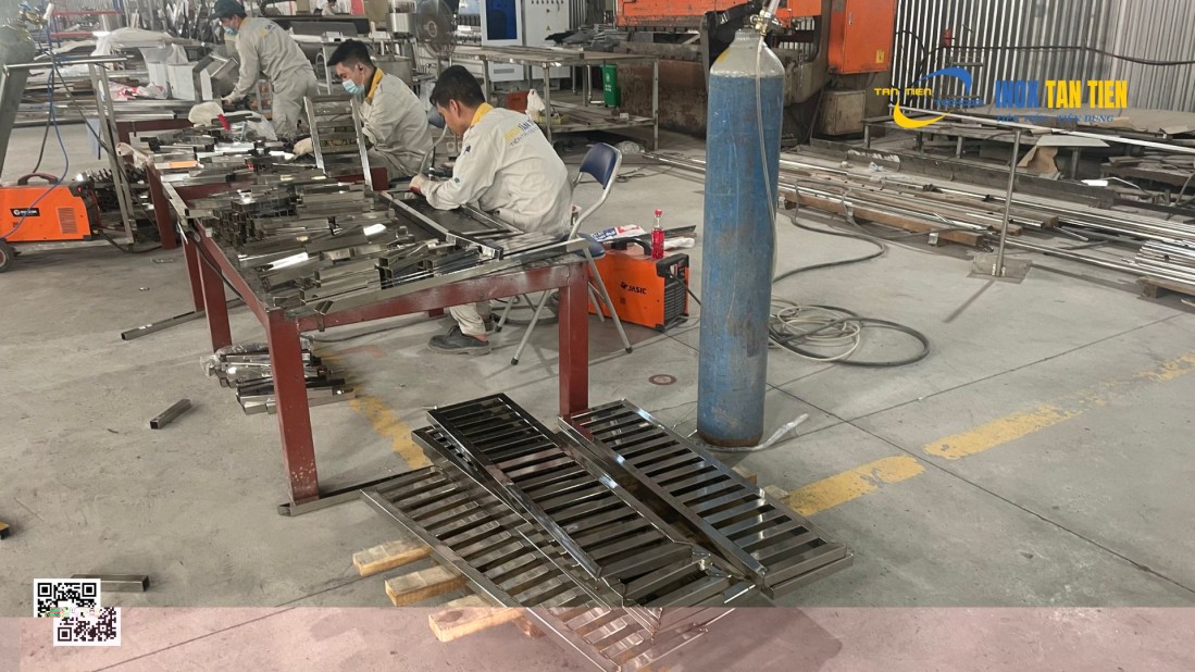 Sử dụng inox có nguy hại đến sức khỏe người tiêu dùng không? 