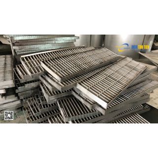 Đặc điểm và lợi ích của tấm grating inox trong xây dựng