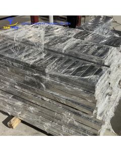 Gia c&ocirc;ng tấm đậy r&atilde;nh inox theo k&iacute;ch thước chuẩn cho hệ thống tho&aacute;t nước nh&agrave; xưởng