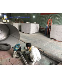 Bồn inox chứa nguy&ecirc;n liệu dạng hạt/bột dung t&iacute;ch 3000L k&egrave;m cửa manhole