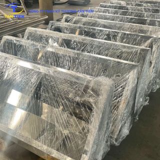 So sánh máng inox 304 và 201: Cách lựa chọn vật liệu theo môi trường ăn mòn