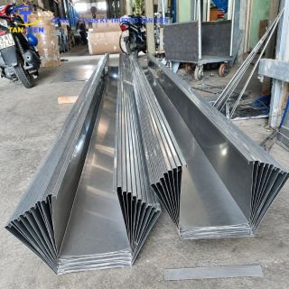 Gia Công Máng Thoát Nước Inox Công Nghiệp Theo Bản Vẽ & Kích Thước Yêu Cầu