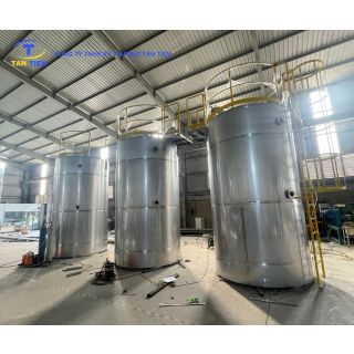 Gia công bồn chứa rượu inox vi sinh công suất 5000L cho nhà máy sản xuất