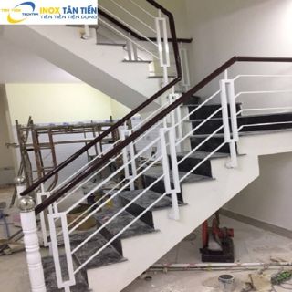 Cầu thang inox sơn tĩnh điện