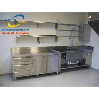 Kệ inox nhà bếp treo tường