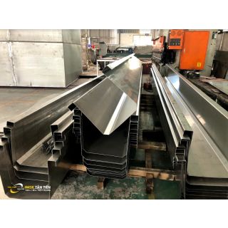 Máng xối inox 304