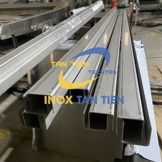 Thanh U inox