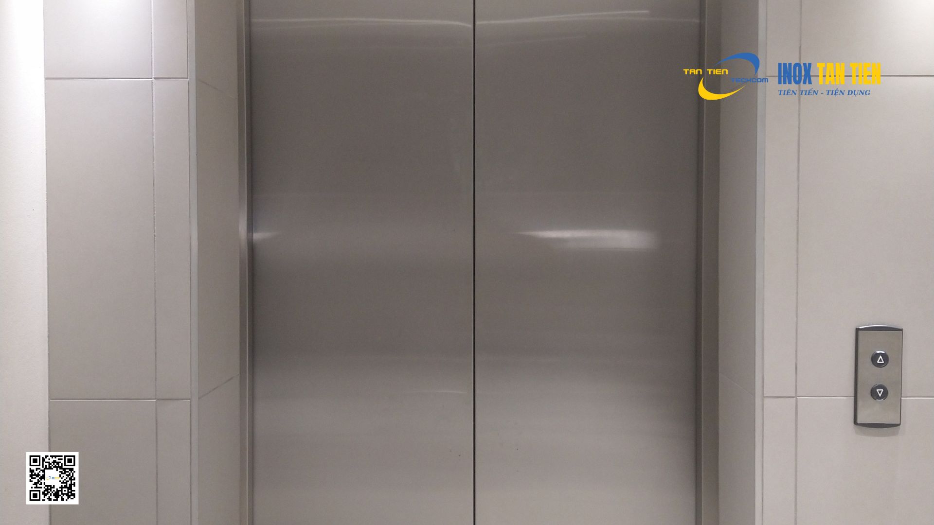 ứng dụng ốp thang máy inox 1